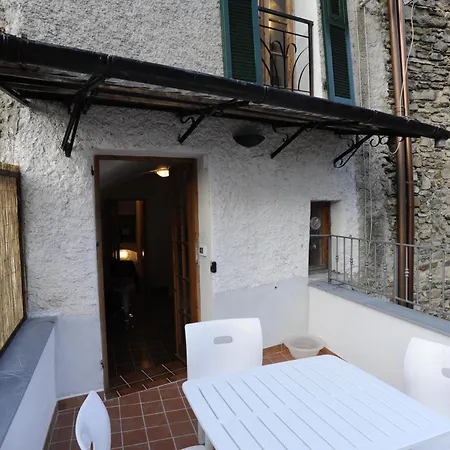 アパート Panoramic With Balcony And Terrace *