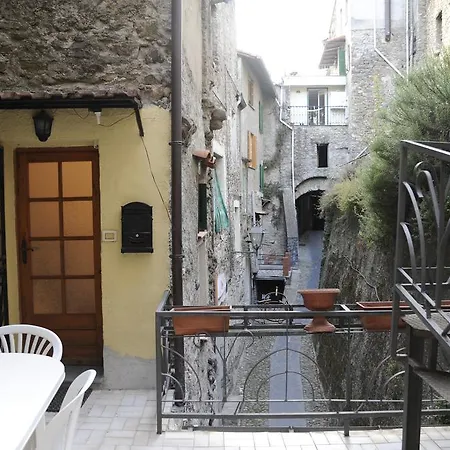 Panoramic With Balcony And Terrace Apartamento Pigna