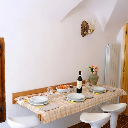 Panoramic With Balcony And Terrace Pigna