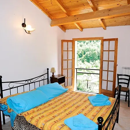 Panoramic With Balcony And Terrace Appartement Pigna